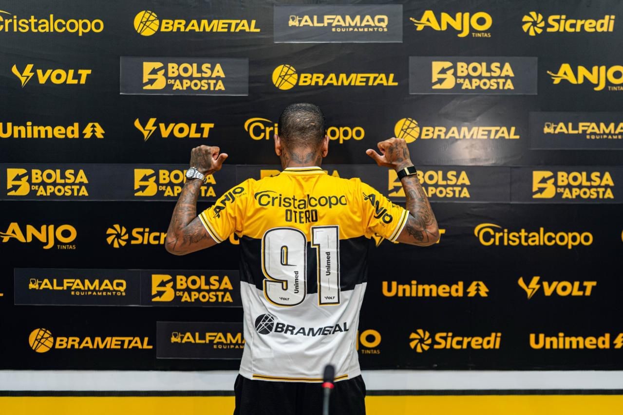 Coincidência? Otero vai jogar com o número do título mais importante do Criciúma