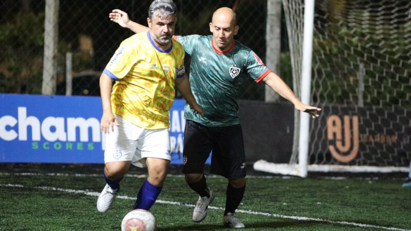 Liverpool vence Chelsea e mantém liderança na Hattrick League
