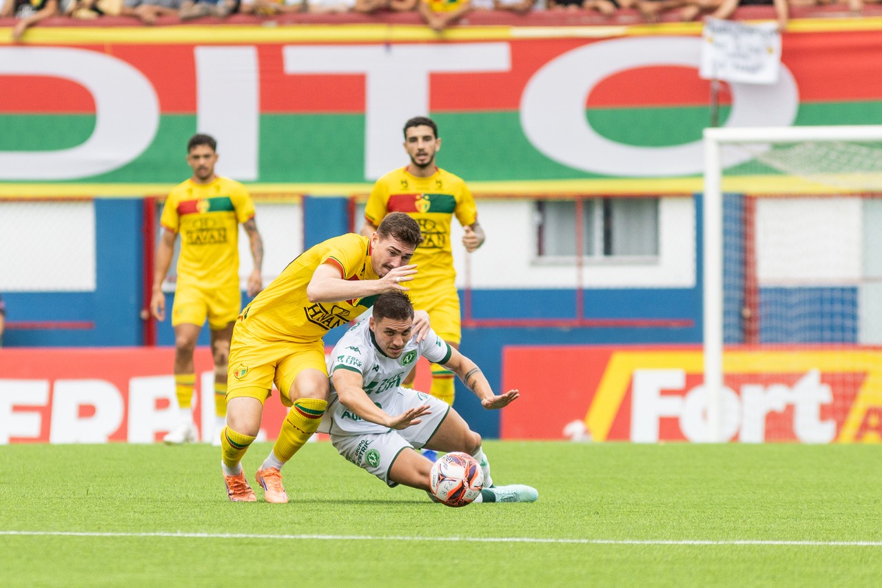 Campeonato Catarinense: briga boa pelo título, drama no quadrangular contra o rebaixamento