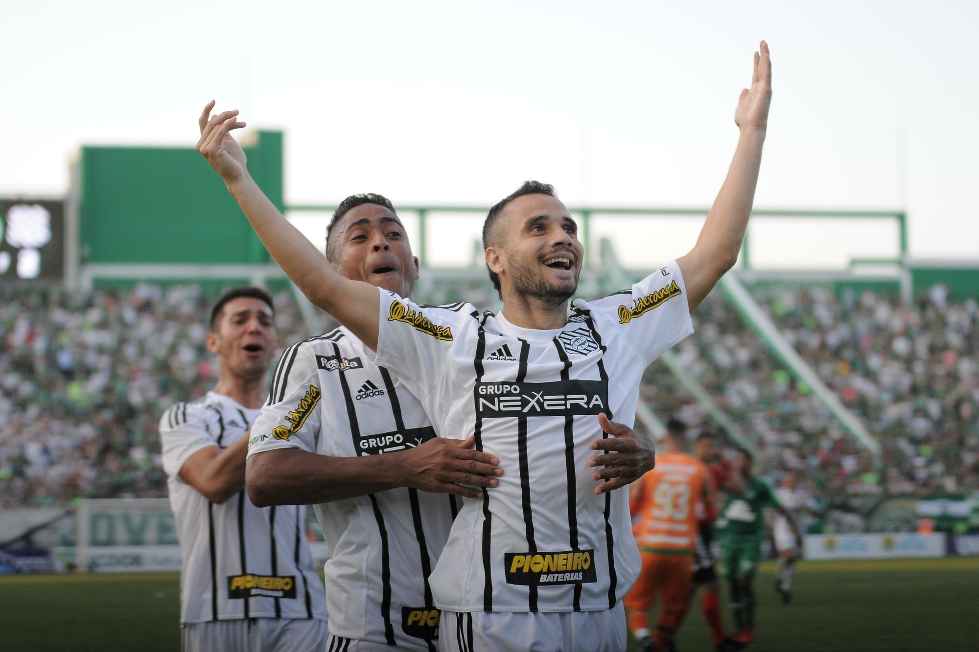 Veja há quanto tempo os quatro grandes de Santa Catarina não vencem cinco jogos seguidos