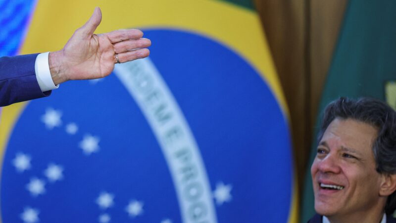 Em jantar, Lula diz a Haddad que precisa dele na disputa em SP