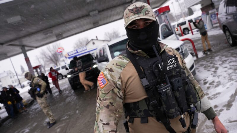 ‘Exército’ de mascarados: o que o ICE alega para esconder o rosto de agentes de imigração e por que isso é perigoso