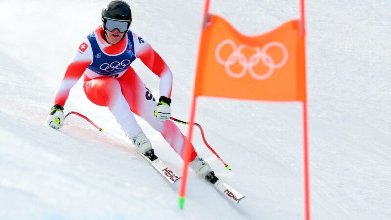 Suíço leva o primeiro ouro dos Jogos Olímpicos de Milão-Cortina ao vencer o esqui dowhill
