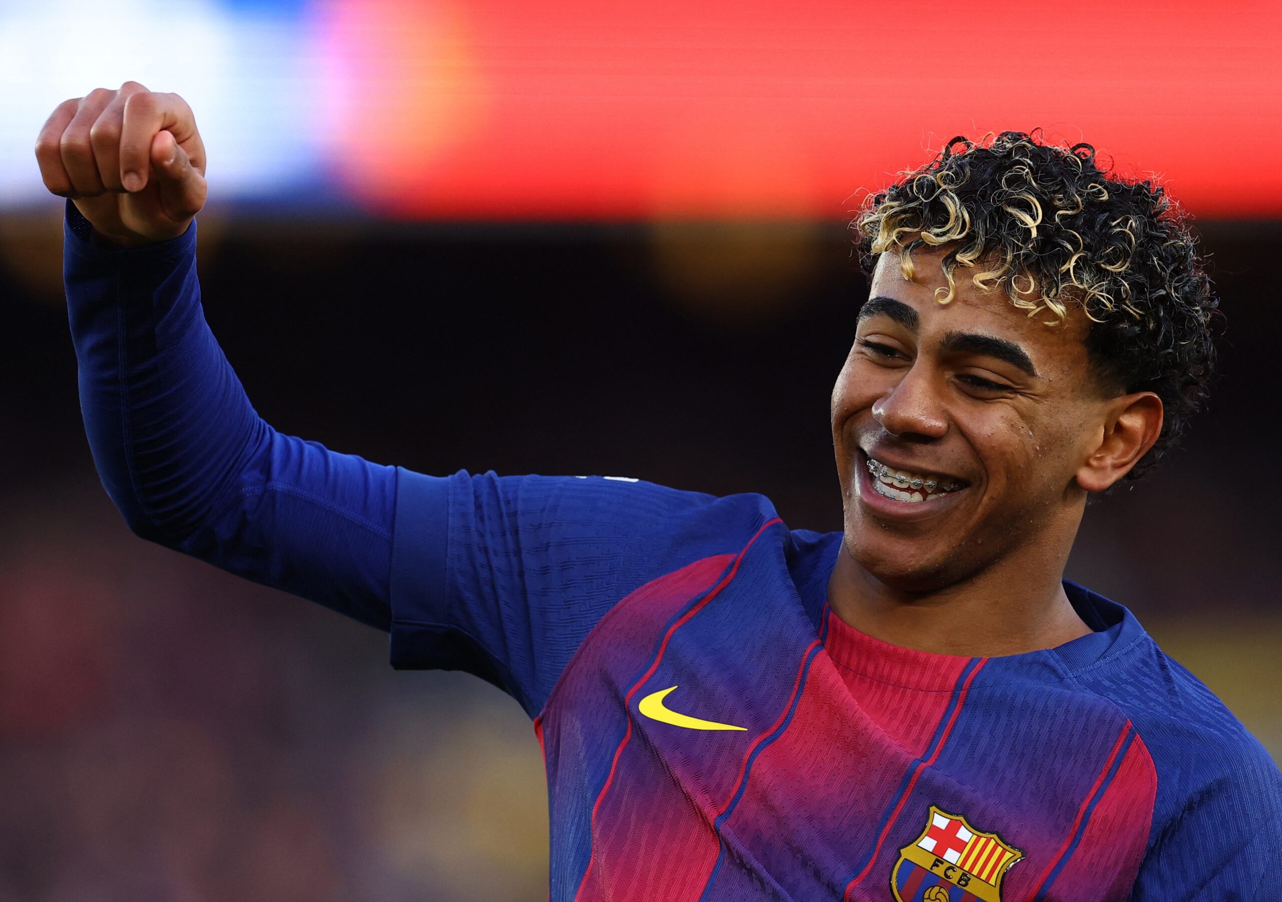 Lamine Yamal ultrapassa Mbappé e Rooney e bate recorde de artilharia com menos de 19 anos