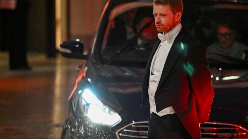 Chefe de gabinete do Reino Unido renuncia após indicação de Peter Mandelson, ligado ao caso Epstein