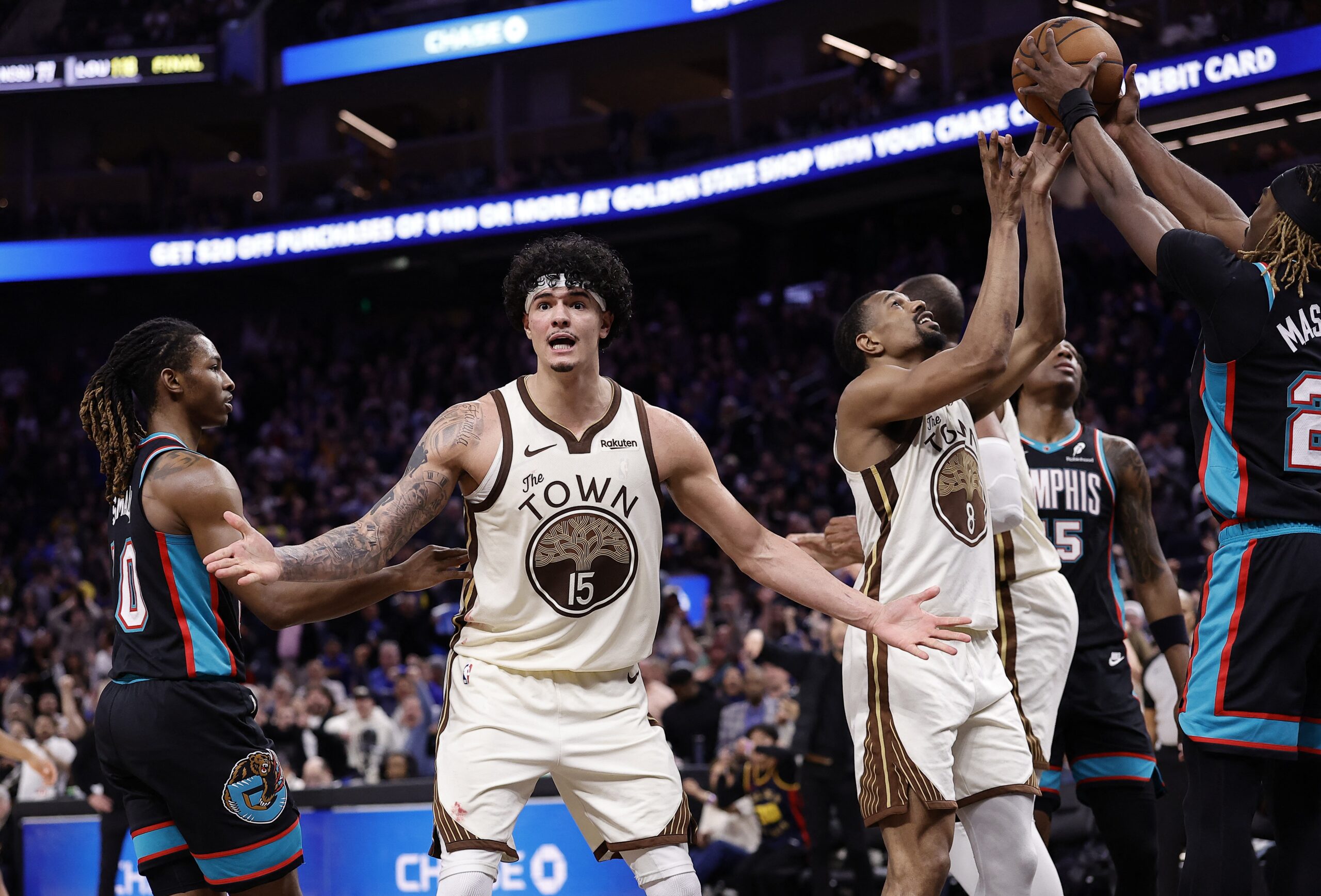 Cesta de Gui Santos decide, e Warriors vencem Grizzlies de virada na NBA
