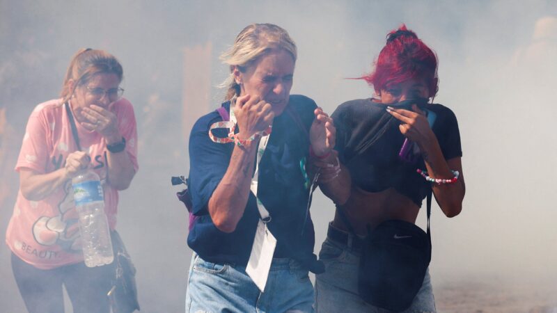 Argentina tem greve geral contra reforma trabalhista nesta quinta; governo Milei promete repressão e alerta jornalistas