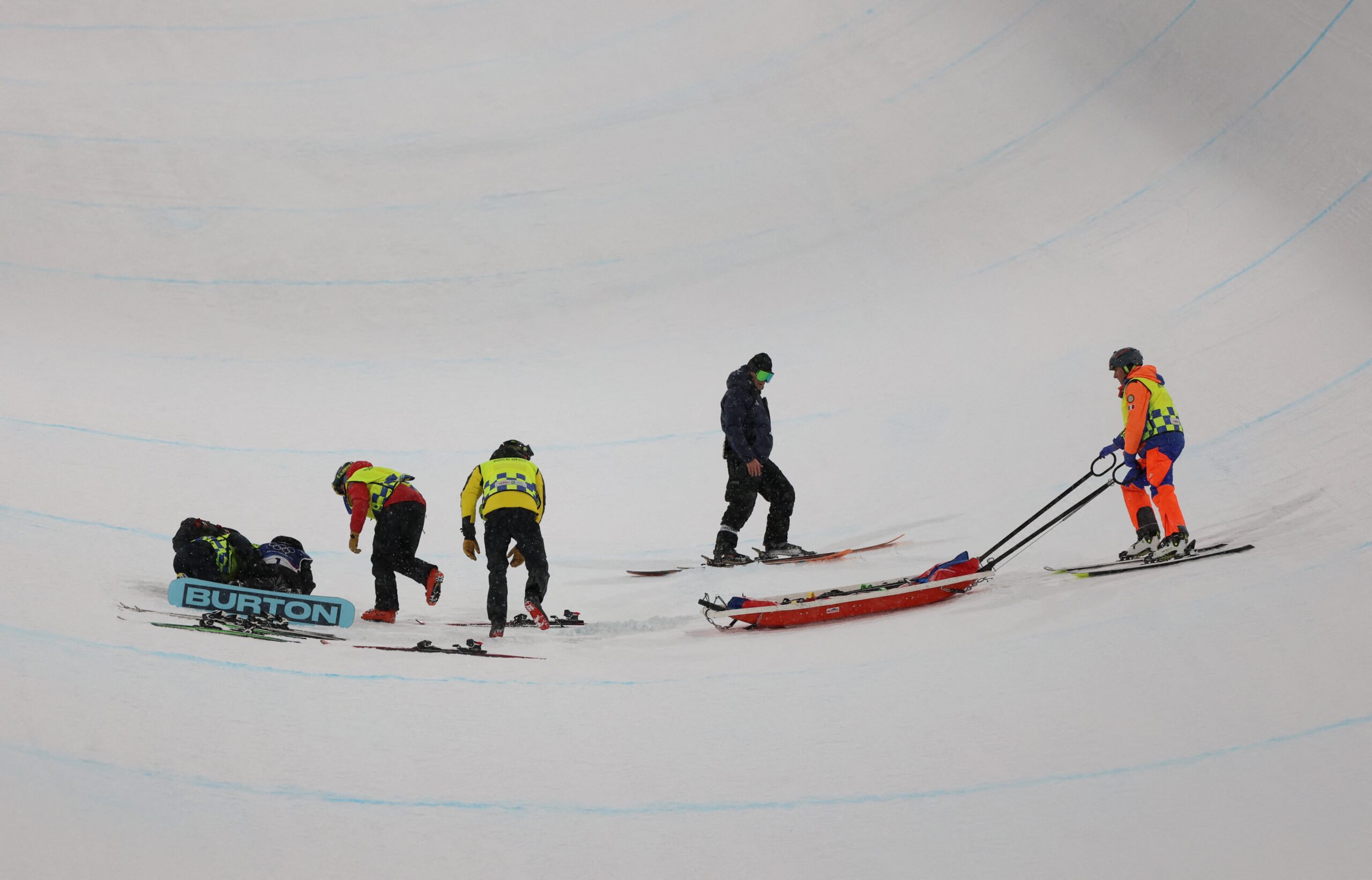 Sul-coreana de 17 anos sofre duas quedas, se recupera e bate bicampeã olímpica no snowboard