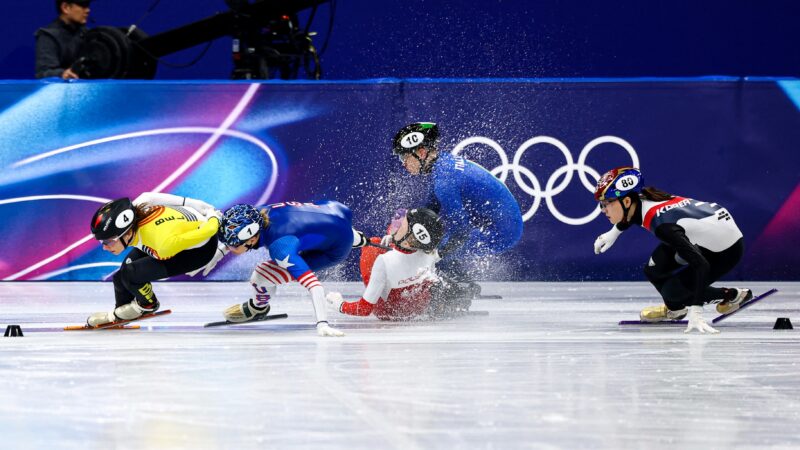 Polonesa é atingida por lâmina no rosto e sofre grave acidente nas Olimpíadas de Inverno