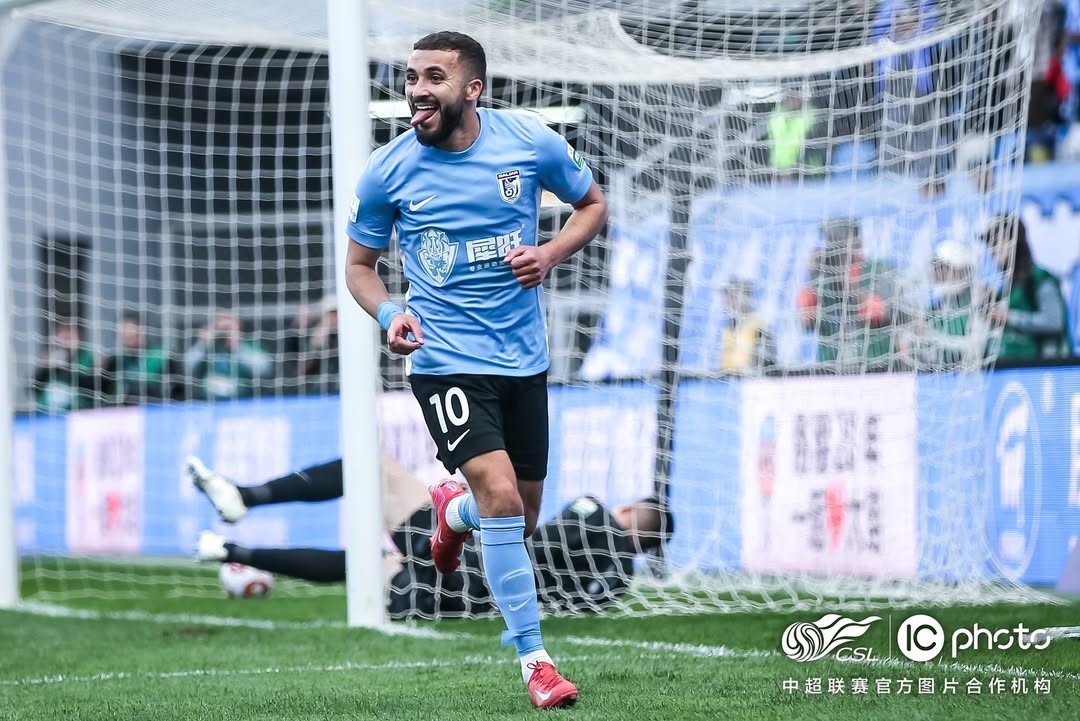 Corinthians negocia com Zakaria Labyad, meia marroquino que jogou com Memphis no PSV