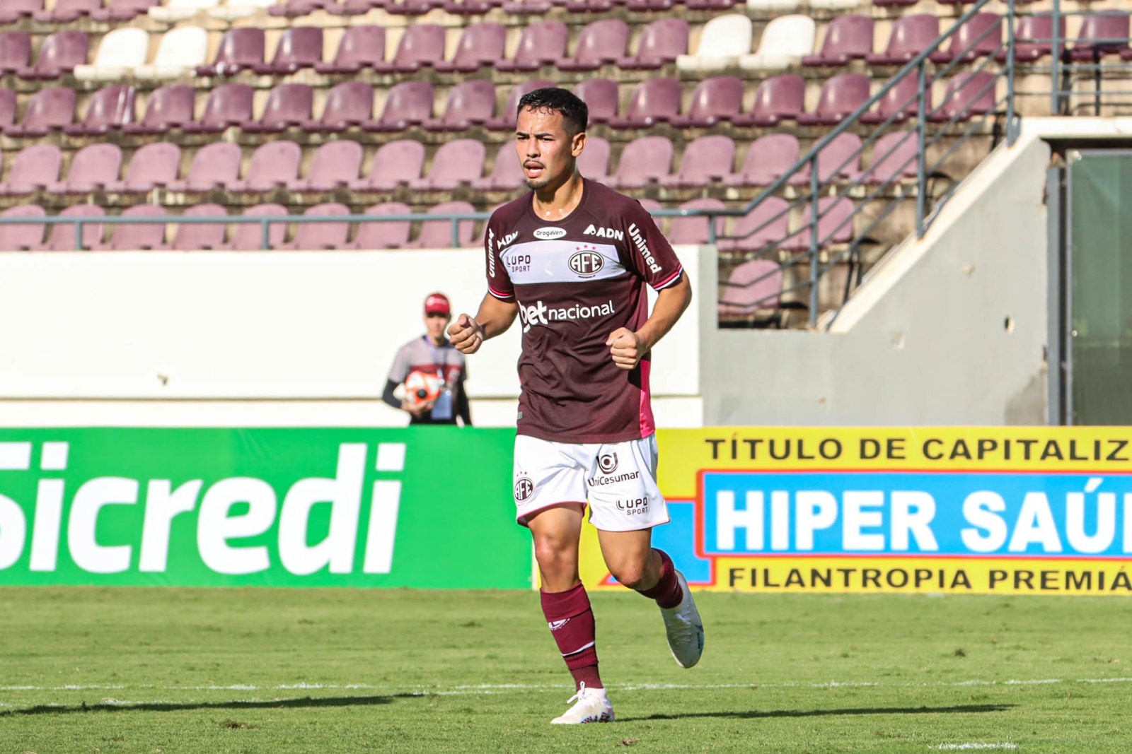 Paysandu anuncia contratação de atacante do Atlético-GO