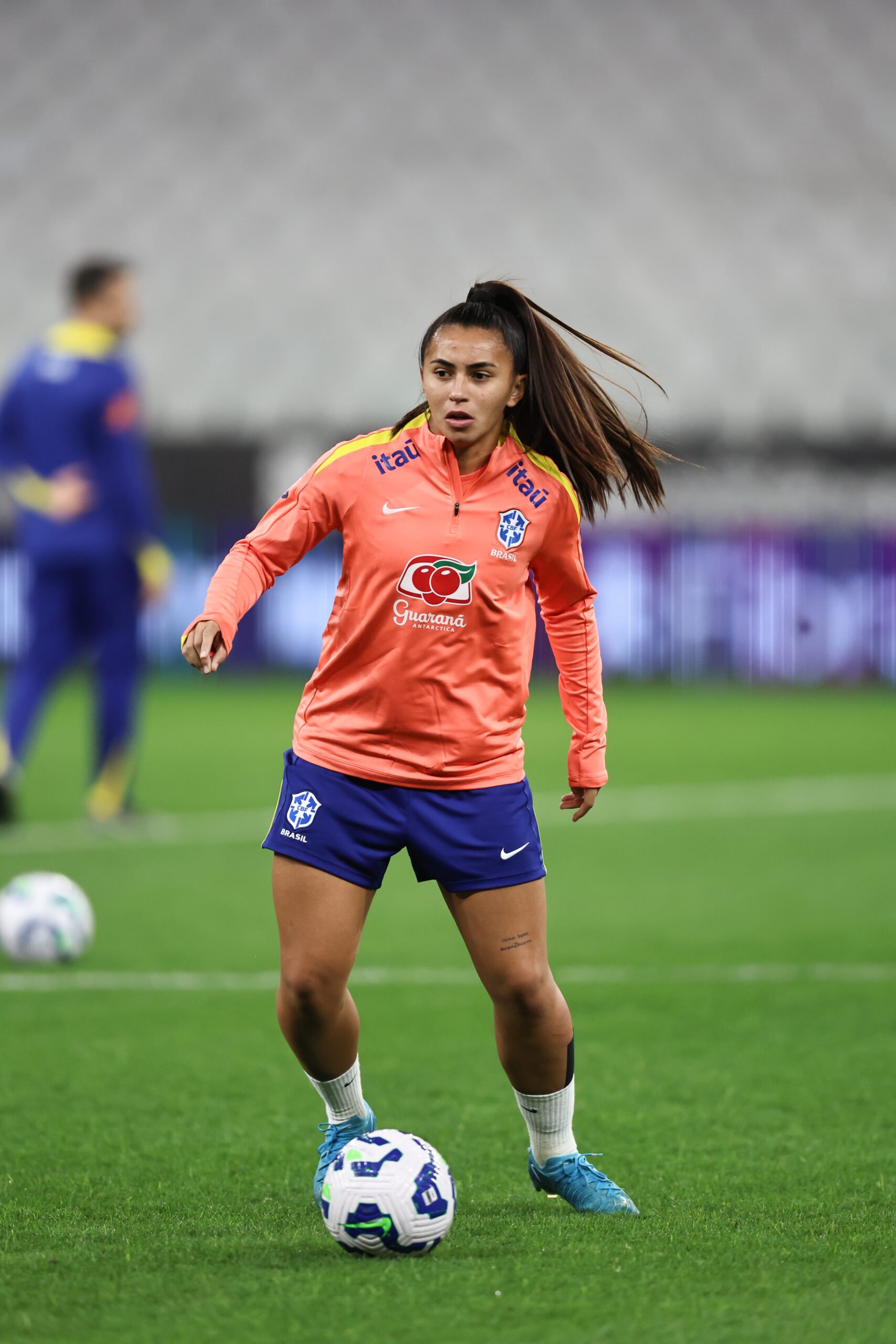 Zagueira maranhense é convocada para amistosos da Seleção Brasileira Feminina; saiba mais