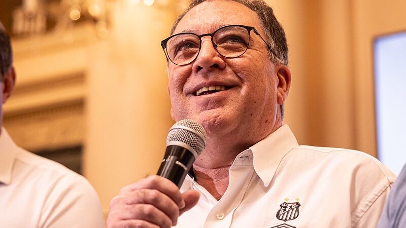 Santos aguarda dinheiro da venda de Souza para derrubar transfer ban e registrar reforço