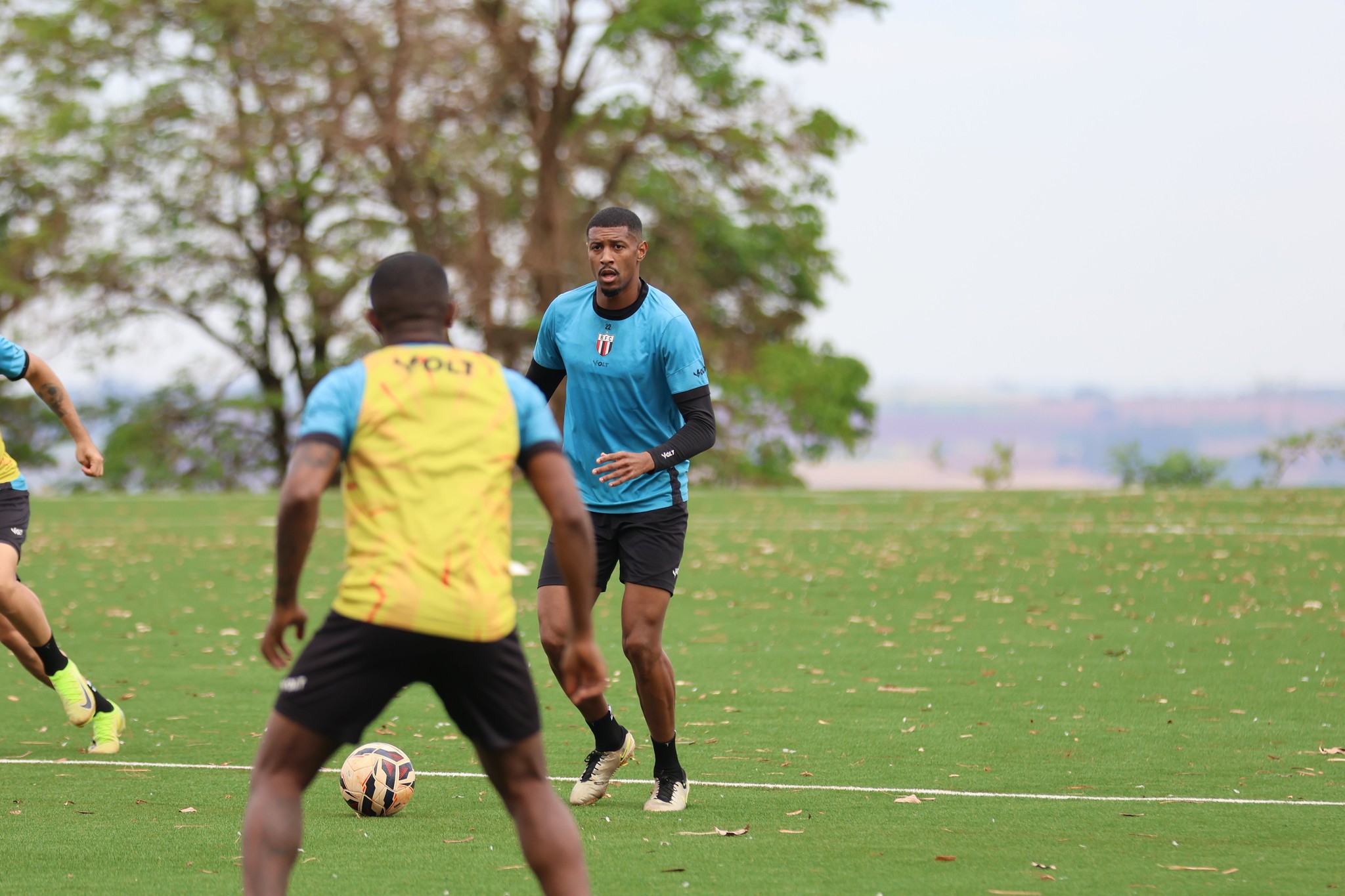 Botafogo-SP e Vilar negociam renovação de contrato; saiba detalhes