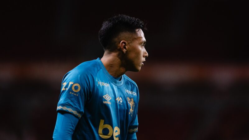 Cláusula contratual obriga Sport a comprar mais 15% de meia argentino Atencio