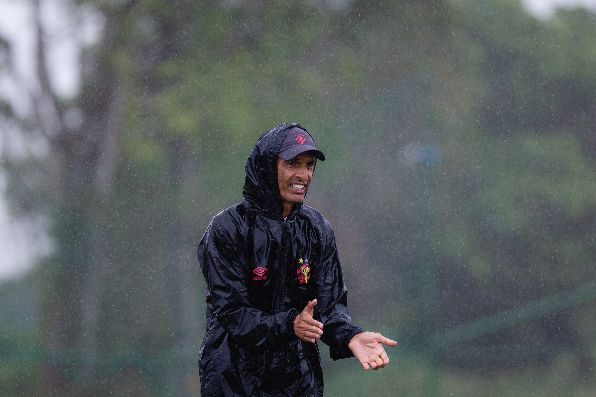 César Lucena, ex-Sport, será auxiliar de Claudinei Oliveira no Santa Cruz