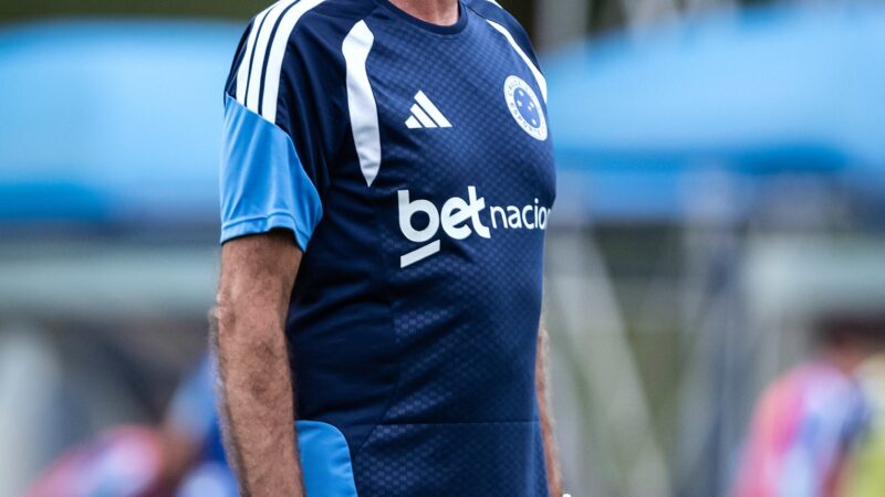 Preparador físico do Cruzeiro admite fase crítica e mira respiros no calendário: “Vamos melhorar”