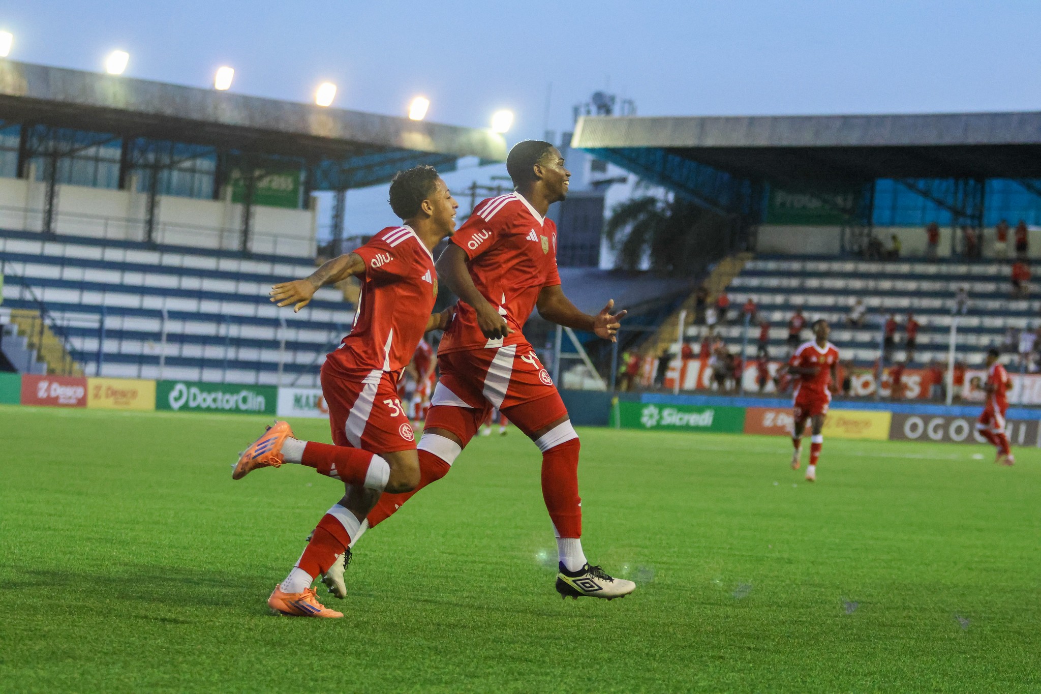 Cinco jovens do Inter são aprovados no “vestibular” do Gauchão; saiba quem