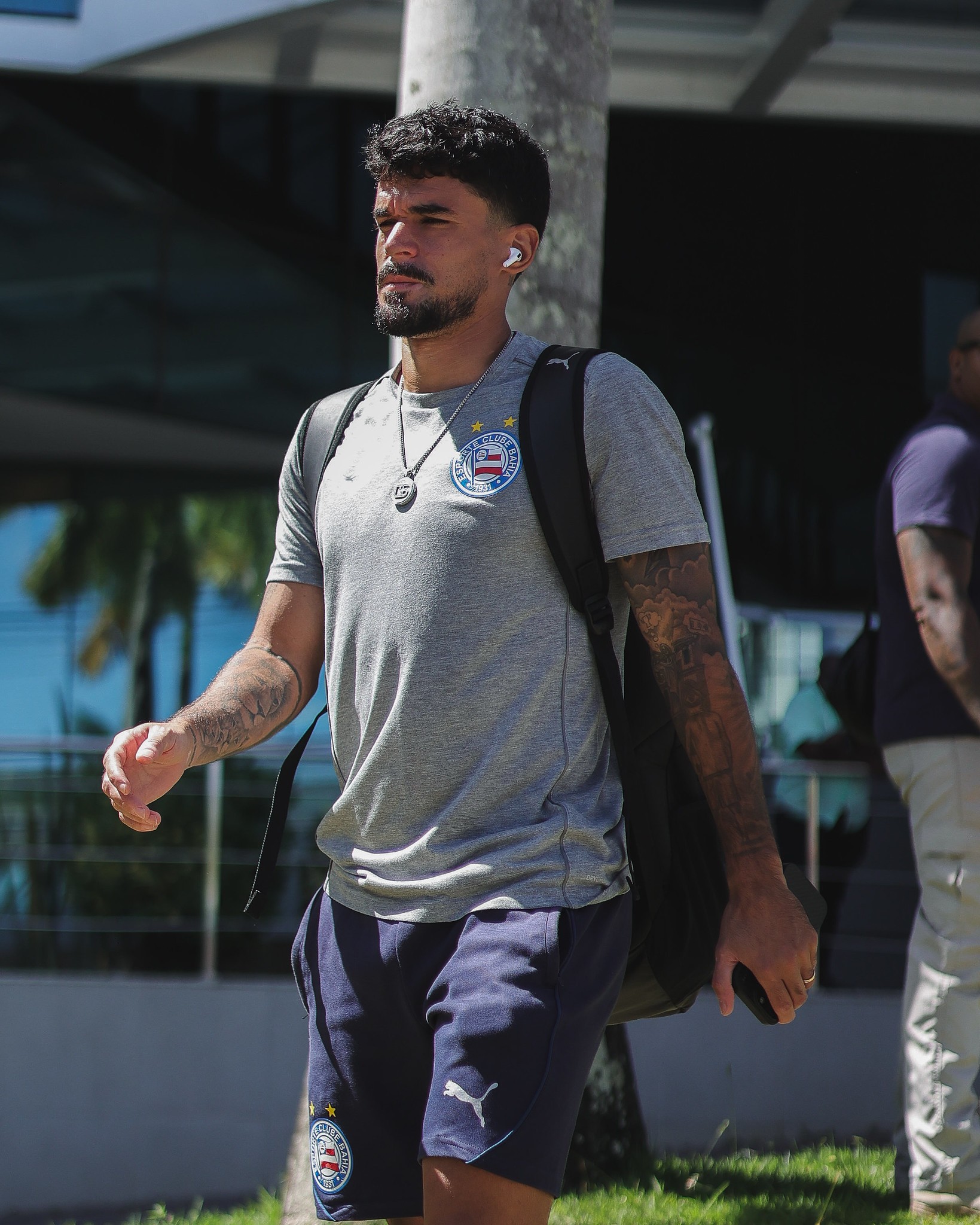 “É um meia que não temos”: Crespo elogia contratação de Cauly e valoriza diretor do São Paulo