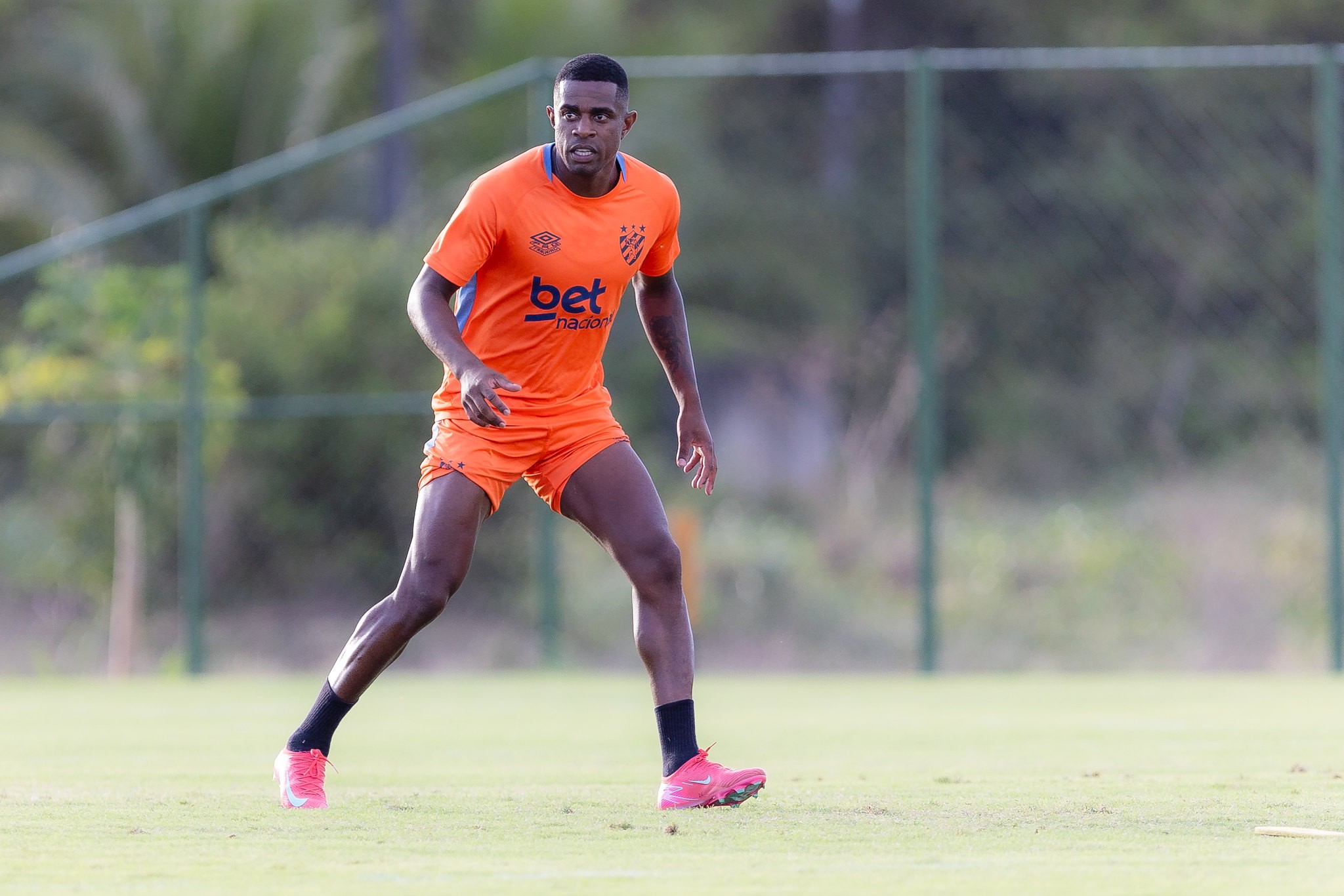 Entre experiência e técnica, veja o que Benevenuto acrescenta ao sistema defensivo do Sport