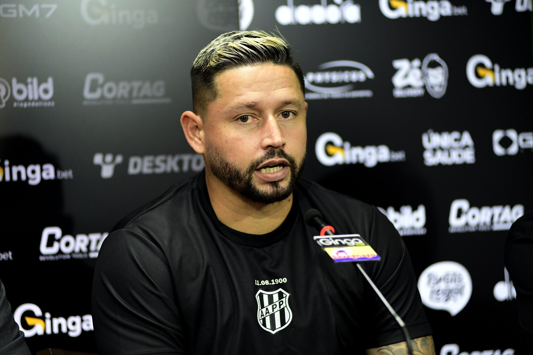 Ponte atrasa parcela de acordo com Elvis