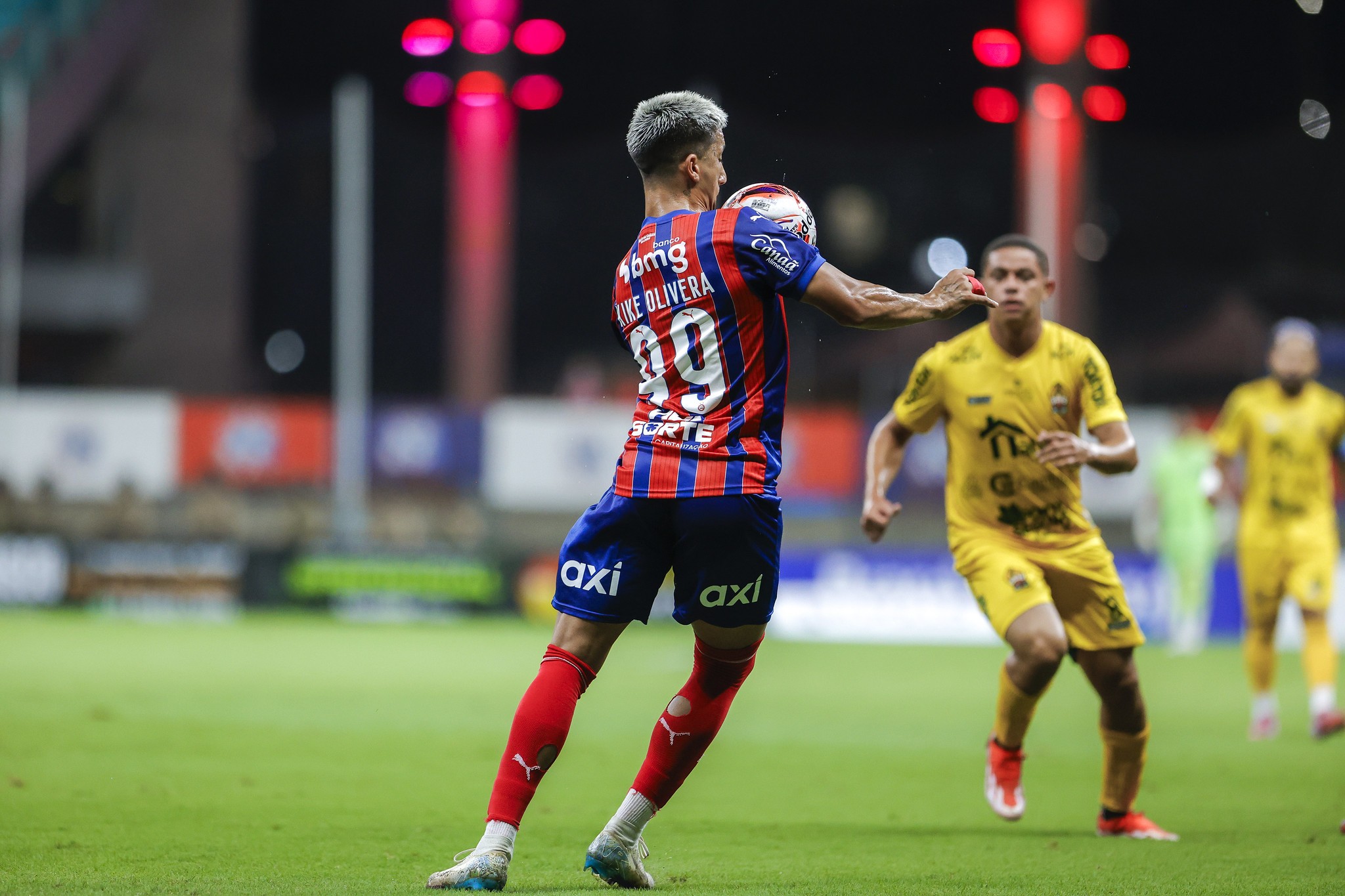 Com Kike Olivera e Mateo Sanabria, Ceni ganha alternativas para o “Bahia dos pontas”