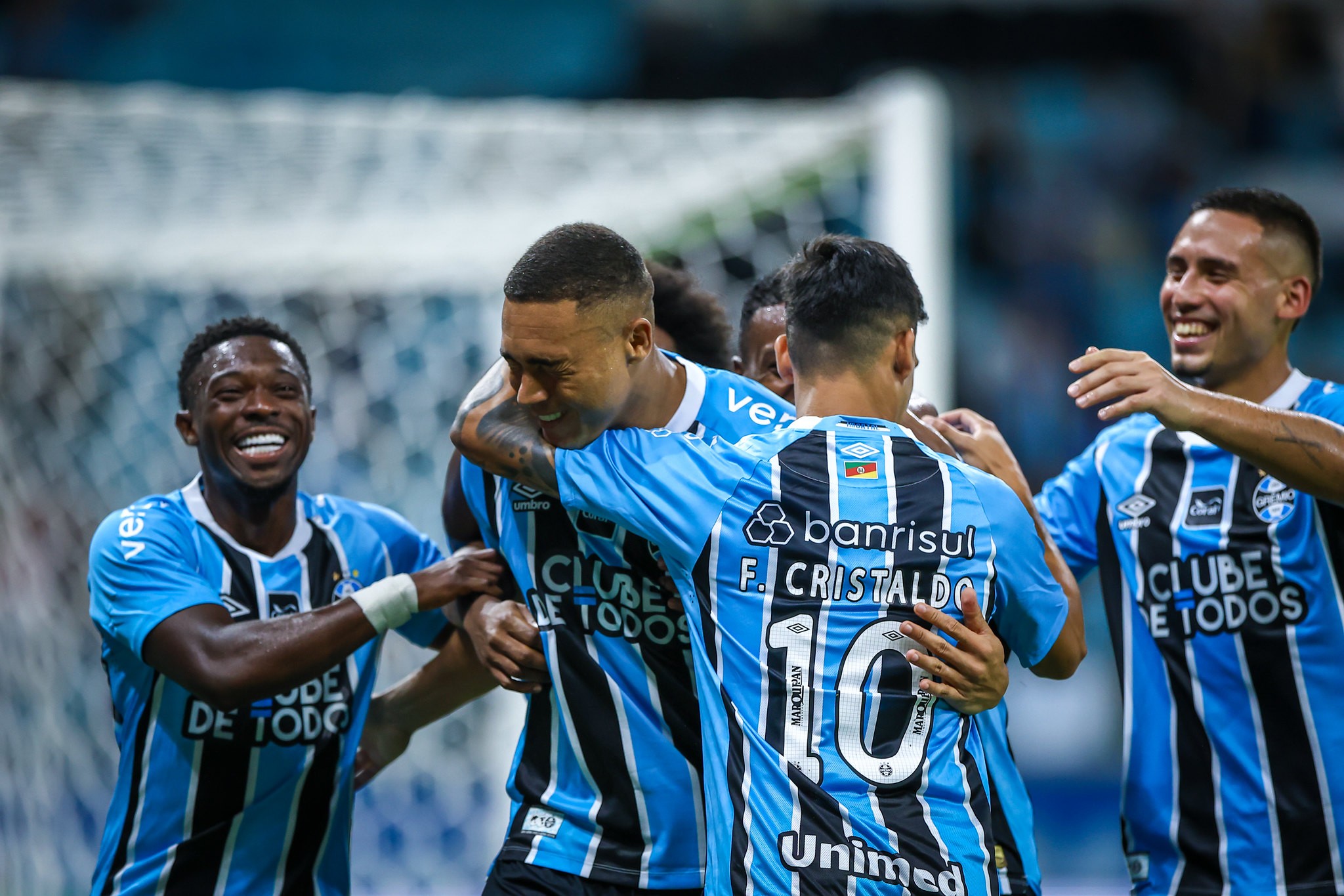 Grêmio anuncia novo patrocinador para a camisa; veja vídeo
