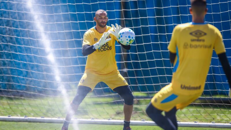 Bastidores: Grêmio adota método diferenciado para treinamento de goleiros; conheça