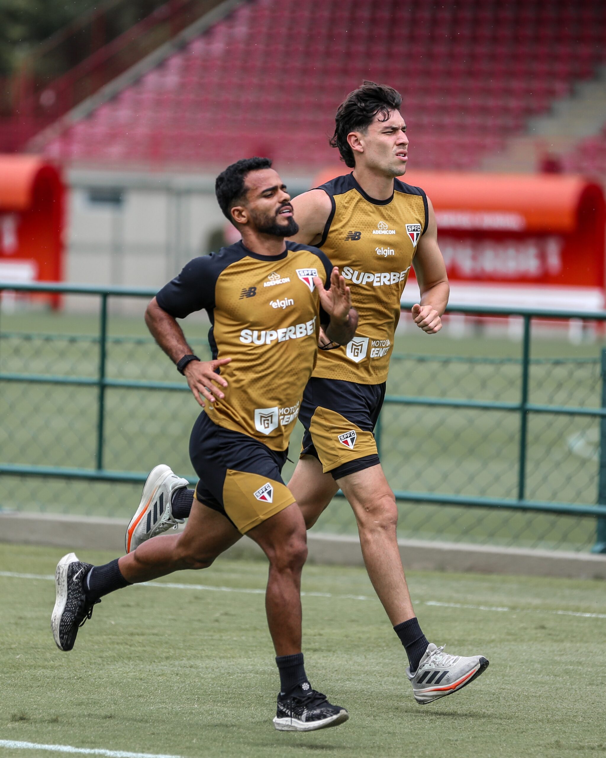 Escalação: São Paulo inicia preparação para Choque-Rei com retorno de trio