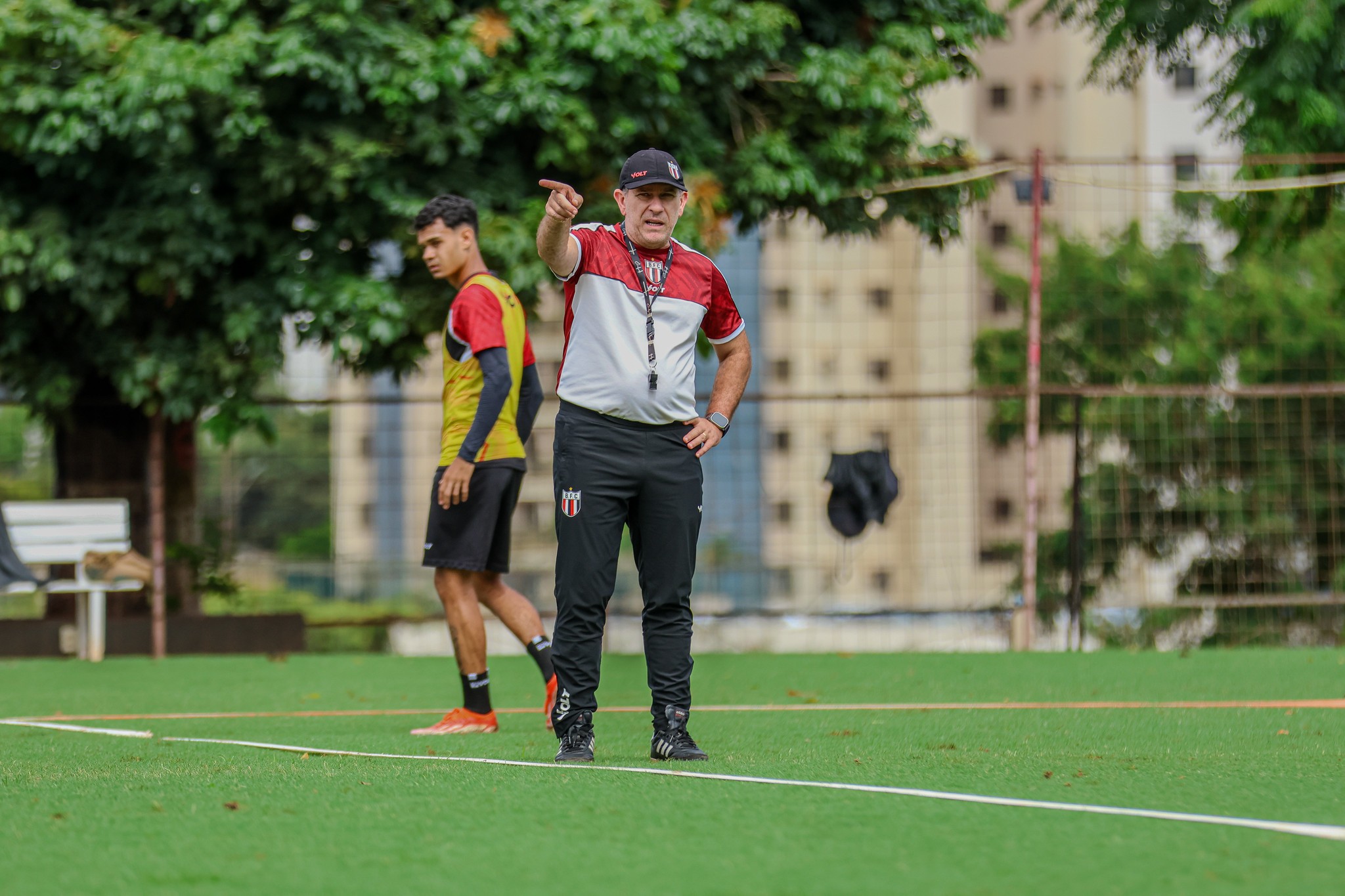 Como semanas cheias ajudam em evolução do Botafogo-SP no Paulista