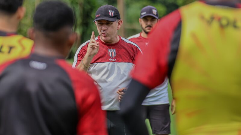 Botafogo-SP teve oito times diferentes no Paulistão; compare as escalações