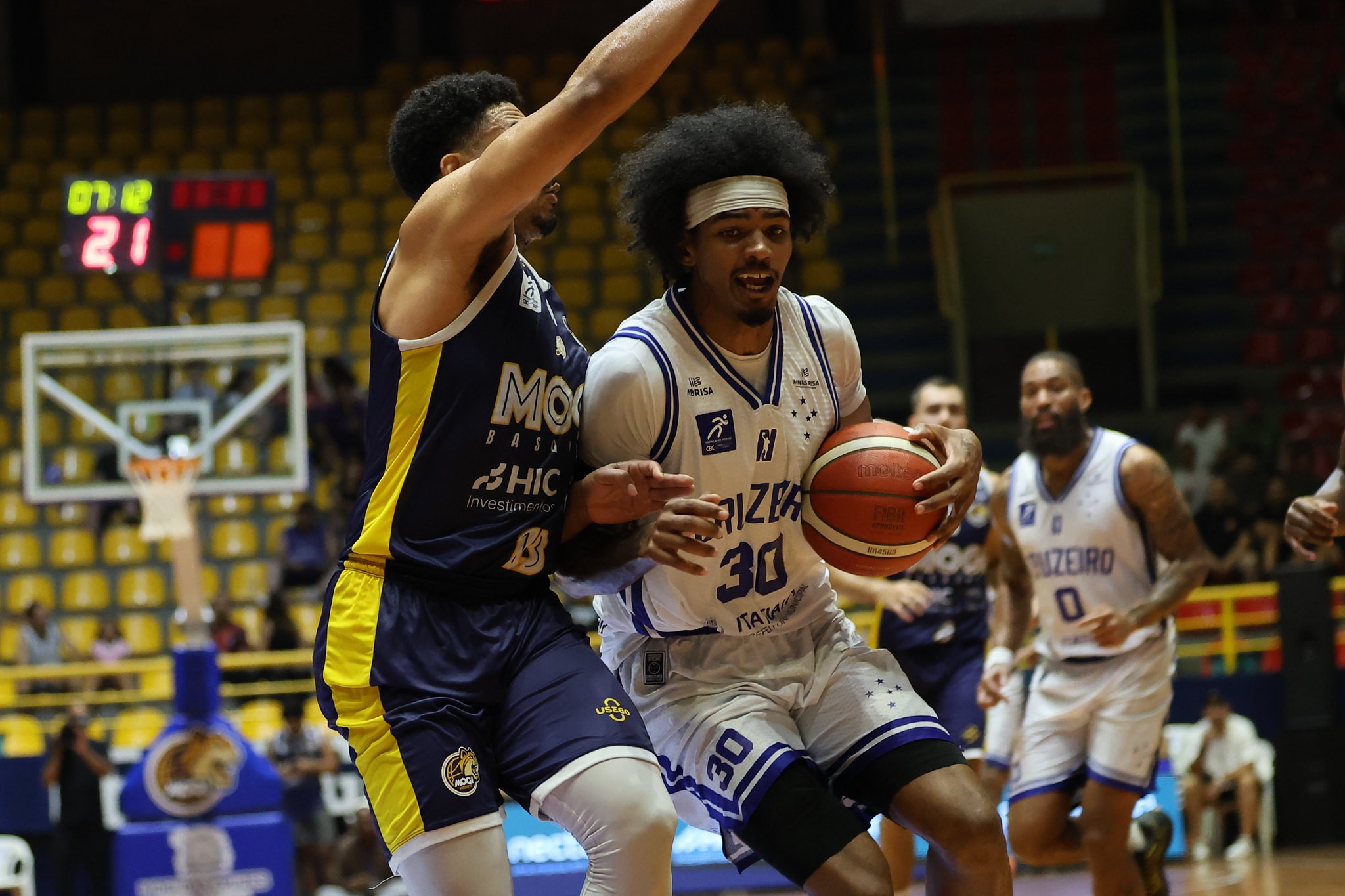 No detalhe, Cruzeiro vence o Mogi em jogo atrasado pelo NBB