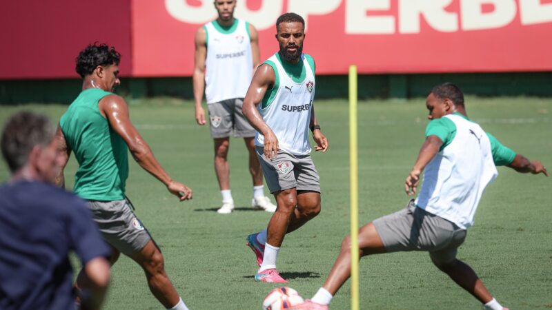 Nonato treina com grupo e se aproxima de retorno no Fluminense; veja atualizações do DM