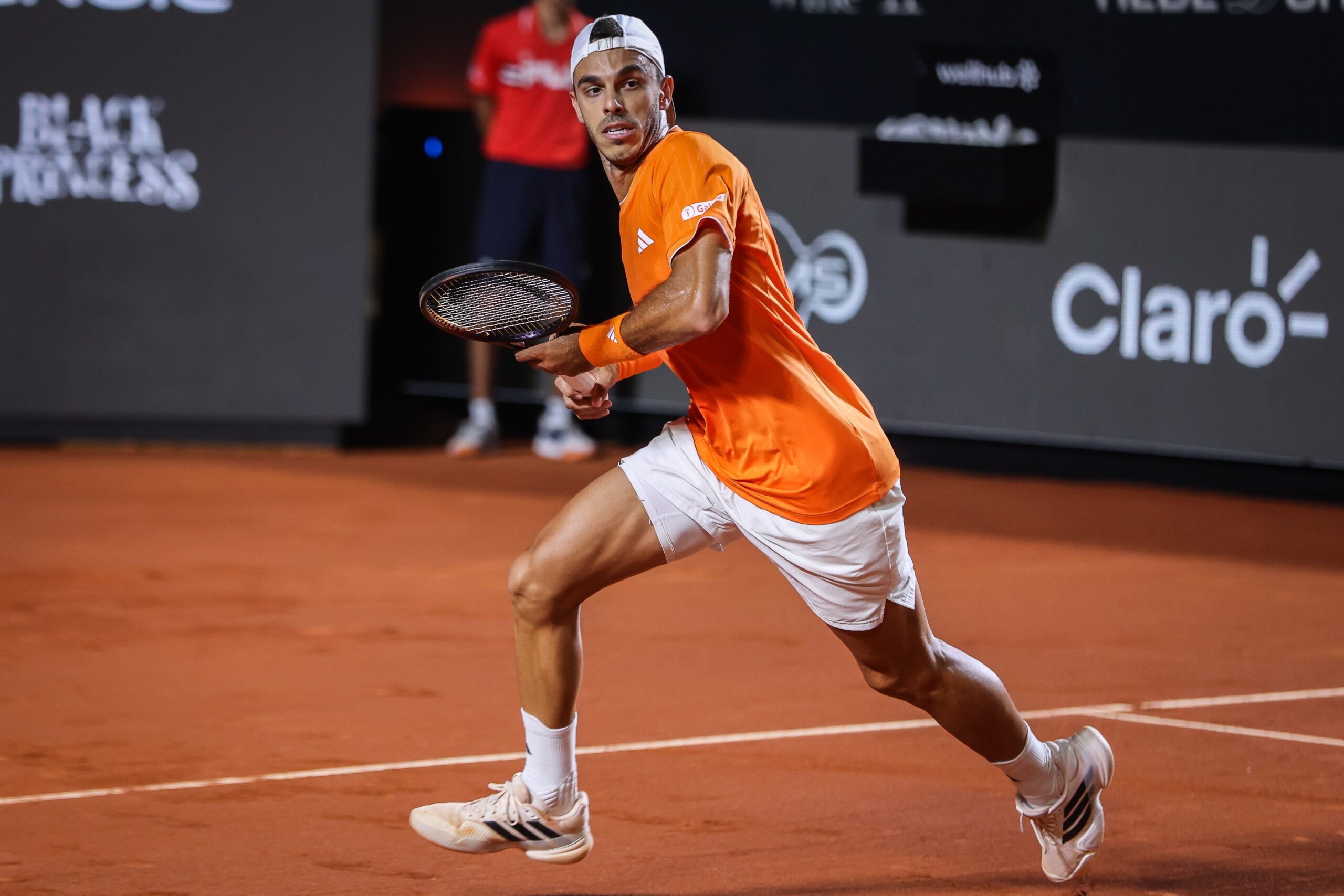 Francisco Cerundolo desiste do Rio Open e critica organização: “Imagino quem eles priorizam”