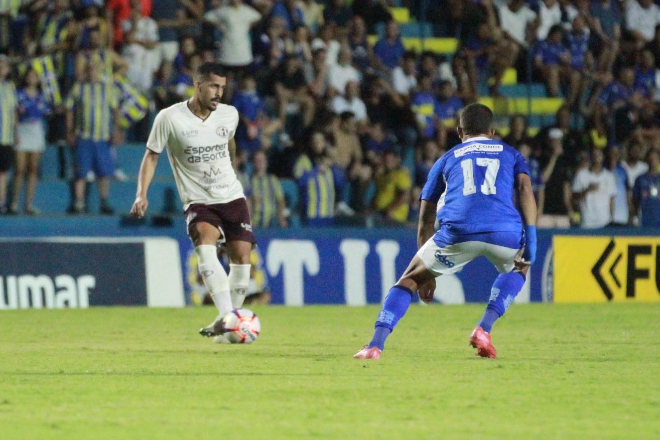 Ferroviária perde três jogadores para partida contra o Monte Azul