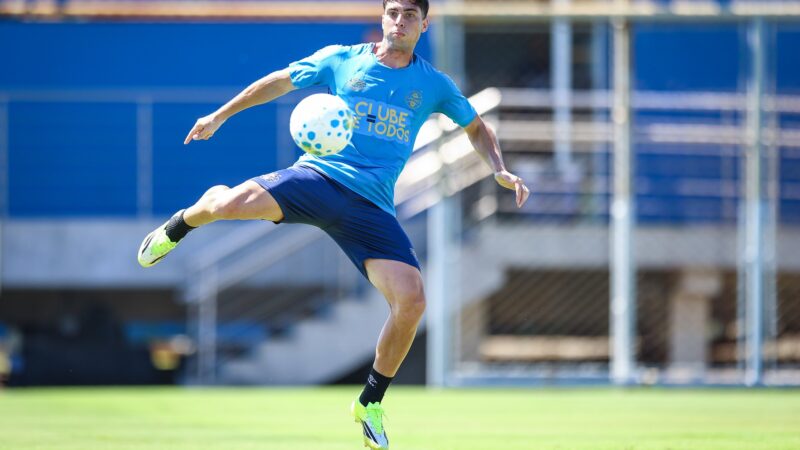 Com argentinos, Grêmio renova esperança em estrangeiros após leva de saídas