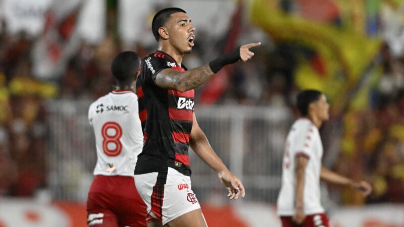 Flamengo encaminha venda do zagueiro Iago ao Orlando City, dos EUA