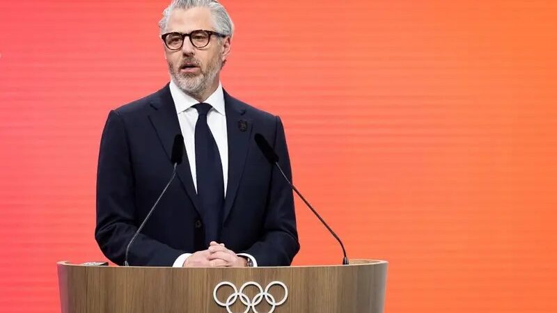 Prefeita de Los Angeles pede renúncia do chefe dos Jogos Olímpicos-2028, vinculado a Epstein