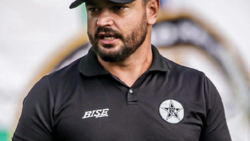 Autor de gol histórico assume como técnico do Resende