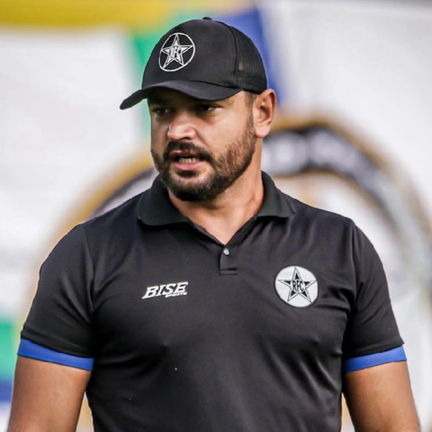 Autor de gol histórico assume como técnico do Resende