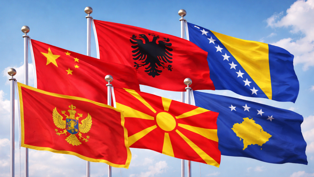 Como a China está usando o TikTok e bolsas de estudo para ganhar influência nos Bálcãs