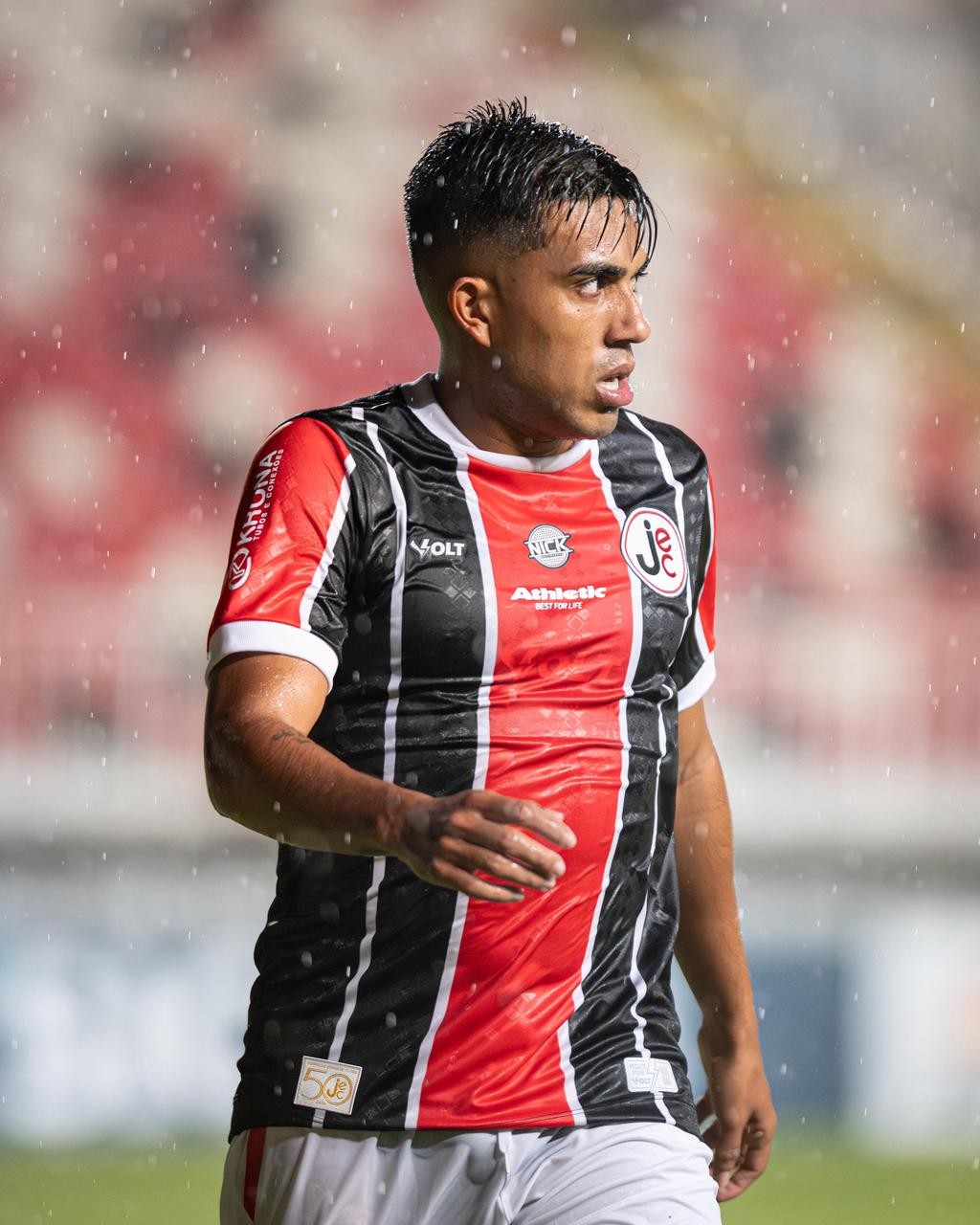 Titular do Joinville sofre lesão grave e fica fora pelo resto da temporada