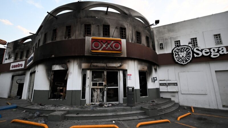 Puerto Vallarta, o paraíso mexicano em chamas após a morte de chefão do tráfico