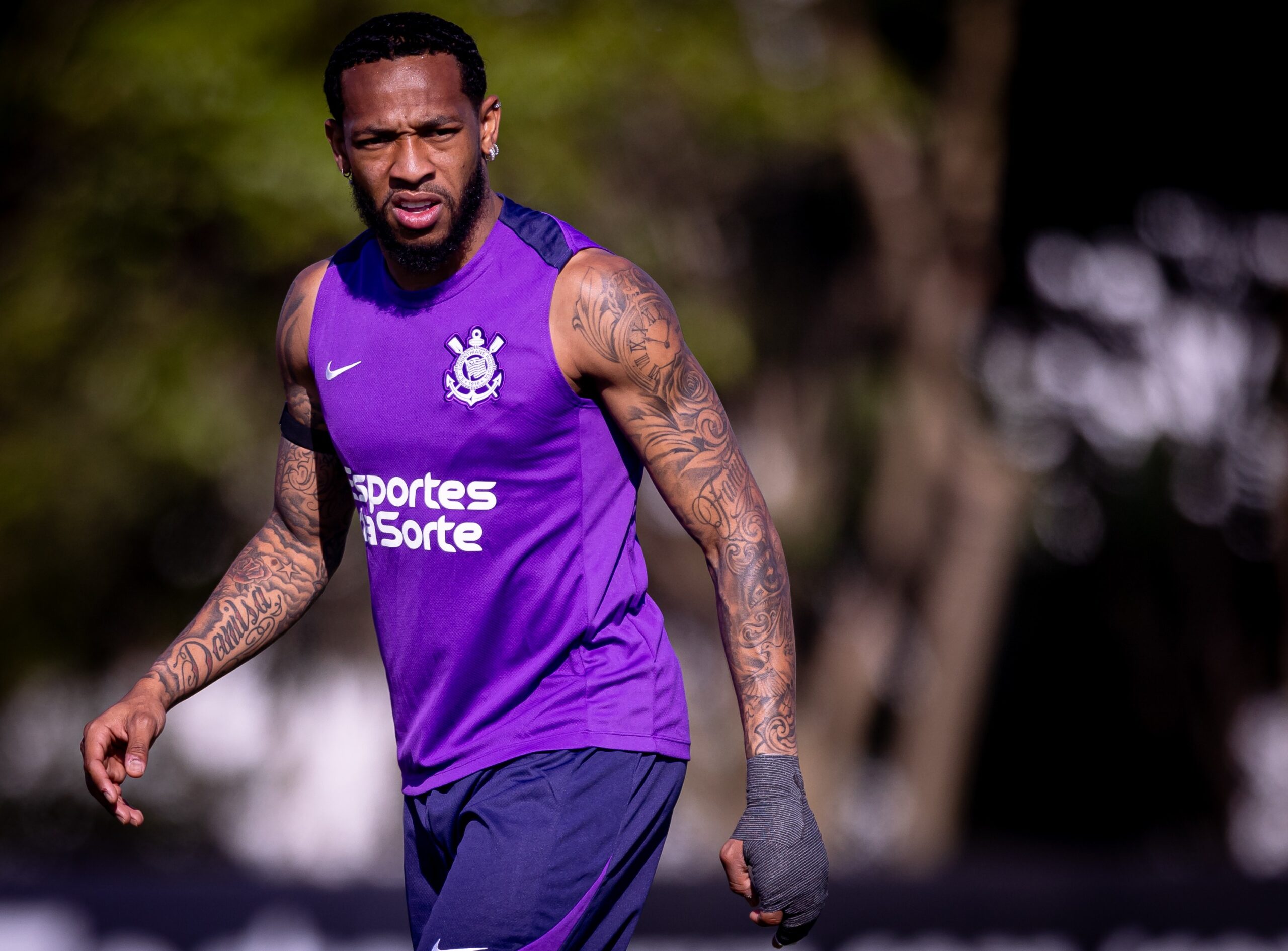 José Martínez rompe ligamento do joelho e pode não jogar pelo Corinthians em 2026