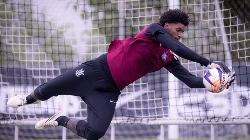 Corinthians recusa proposta de R$ 61,6 milhões do Besiktas, da Turquia, por Hugo Souza