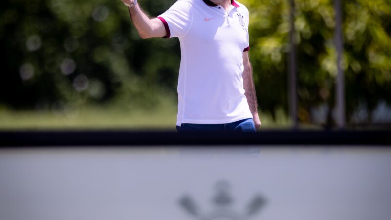 Corinthians busca reforços nos últimos dias de mercado para aumentar opções do elenco