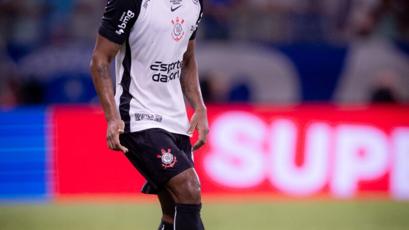 Carrillo volta a jogar partida inteira pelo Corinthians após sete meses, e Dorival o exalta: “Dita ritmo”