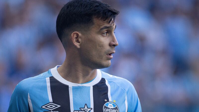 Grêmio encaminha saída de Cristaldo para clube da Argentina