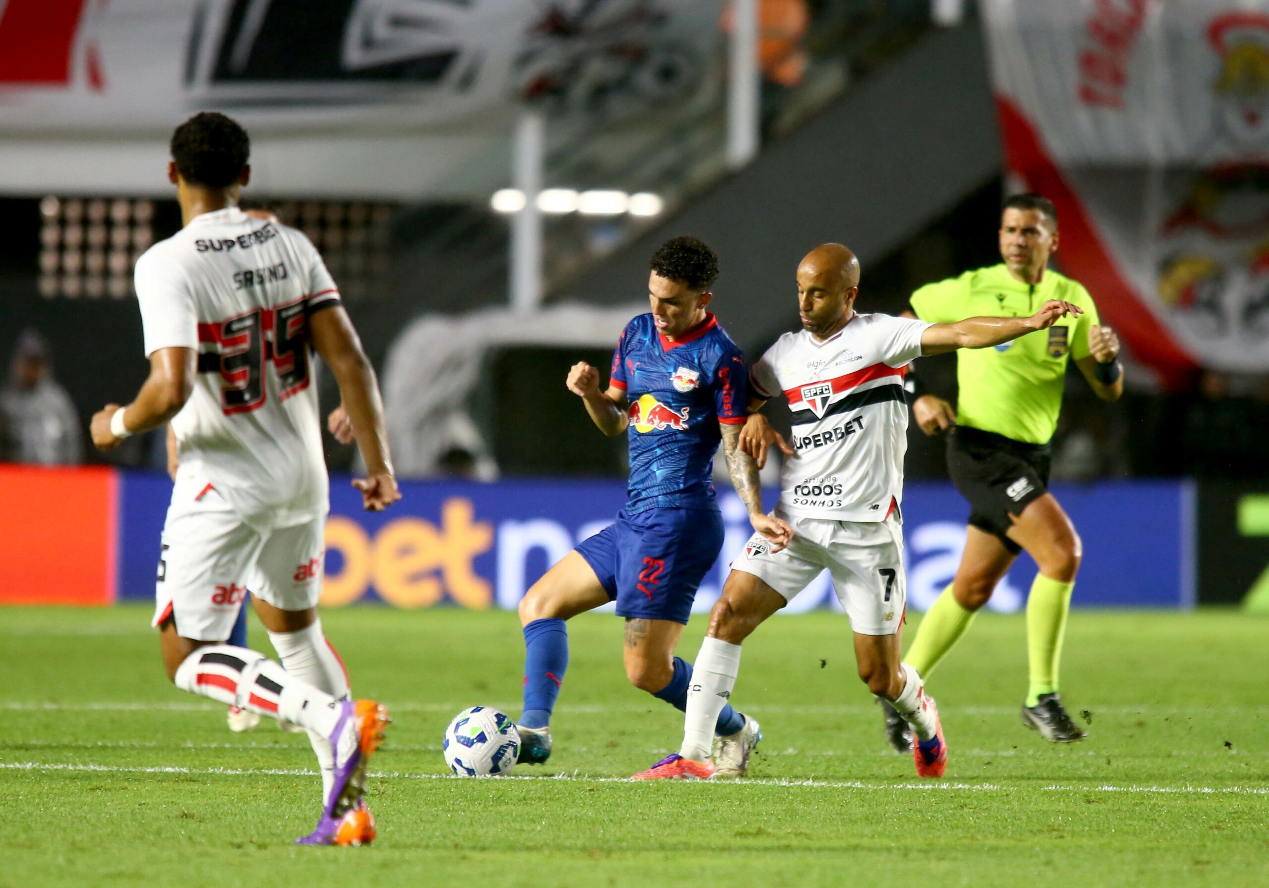 Rivais nas quartas do Paulista, Bragantino e São Paulo já fizeram final de Brasileiro; relembre duelos