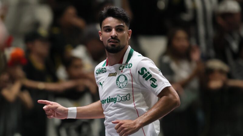 Flaco tem mais participação em gols do que jogos em 2026 e assume protagonismo no Palmeiras